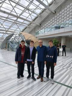 Evrensel Kolej